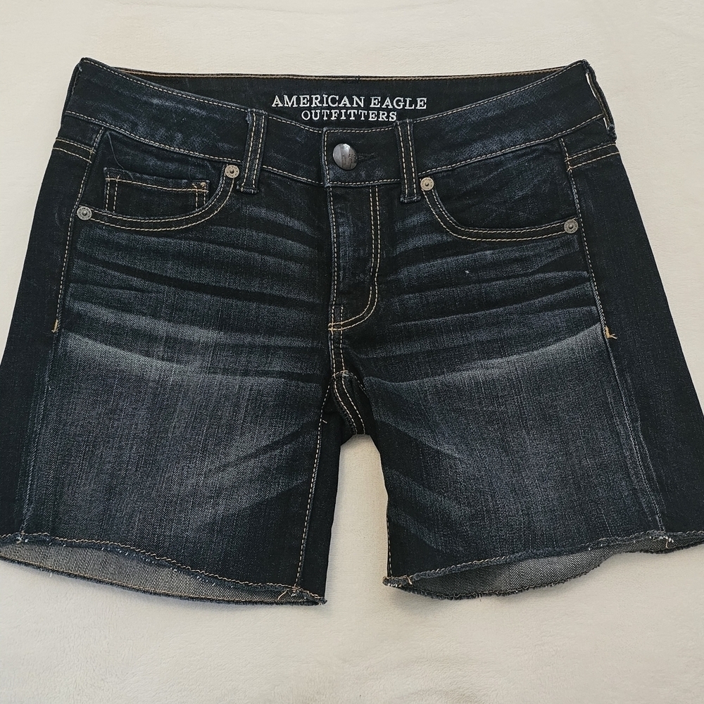 American Eagle Outfitters Shorts Size 2 Dark Blue Denim